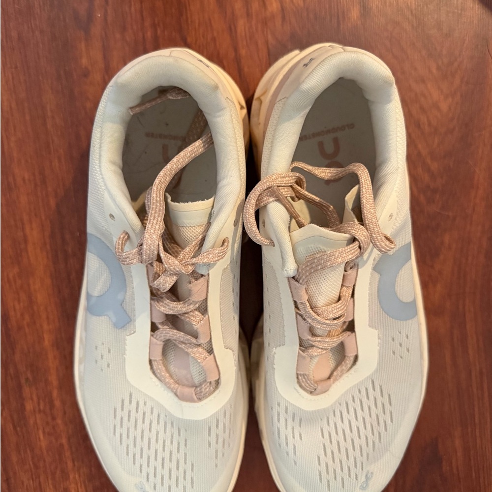 On Running Cream and Blue Sneakers - Picture 2 of 4